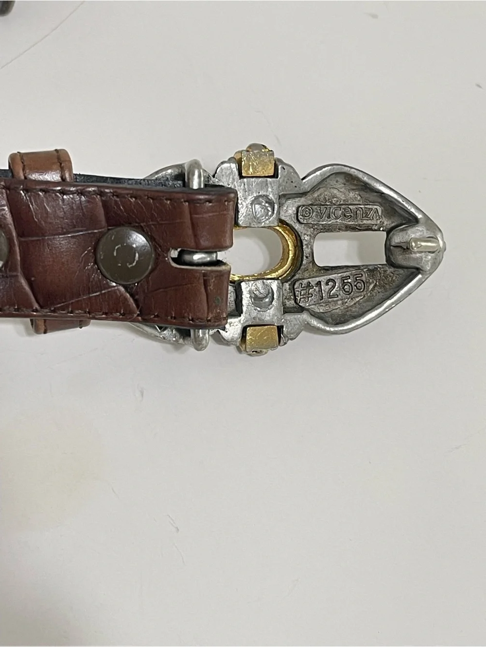 Vintage Vicenza Genuine Italian Calfskin Croc Embossed Belt Ornate Buckle Sz 28